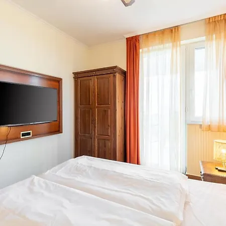 Ezuestpart By Bltn Apartment *