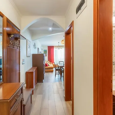 Apartment Ezuestpart By Bltn